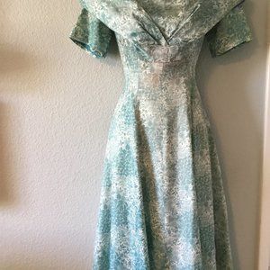 Vintage 1950s dress